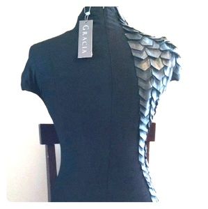 In search of this Gracia Mermaid Scale Blouse